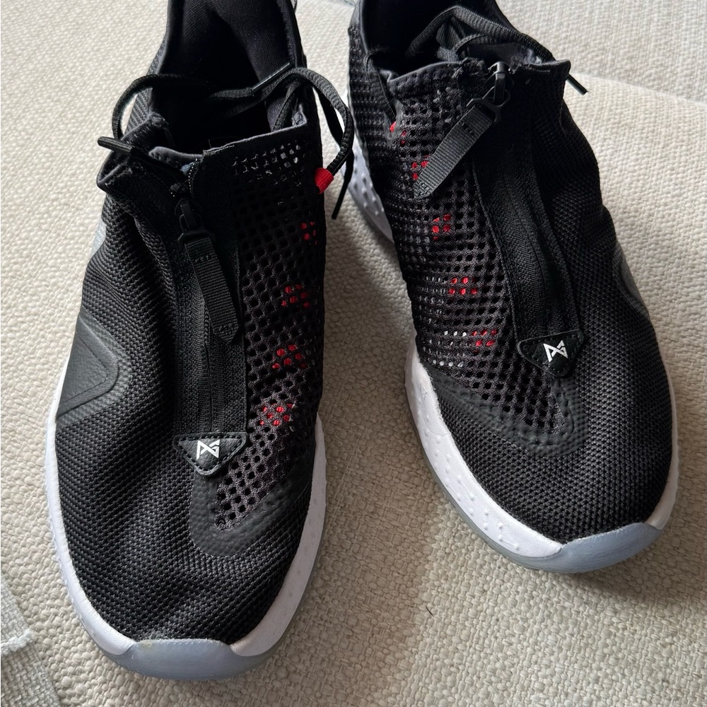 Nike PG 4 Men’s 8.5 Basketball Shoes Black Sneakers CD5079-001 Zipper & Lace Up - Picture 2 of 7